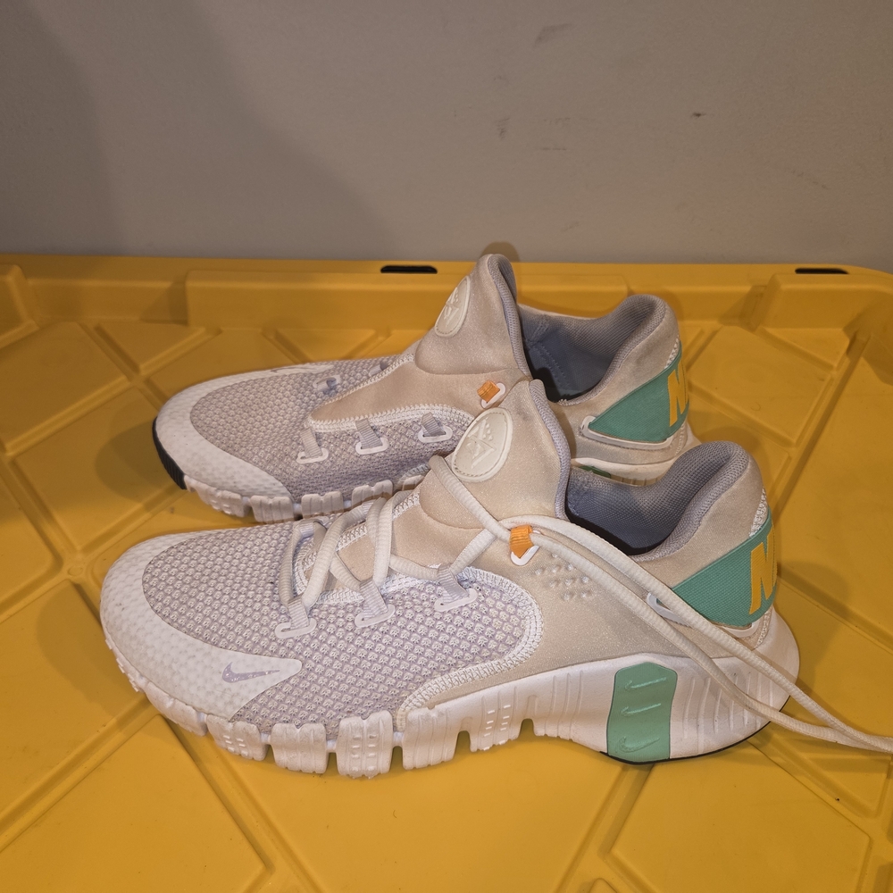 Nike Kids White and Green Sneakers